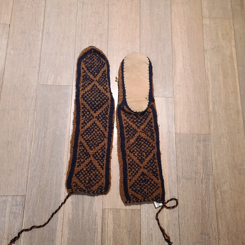 Pakistani Mukluk sock/slippers